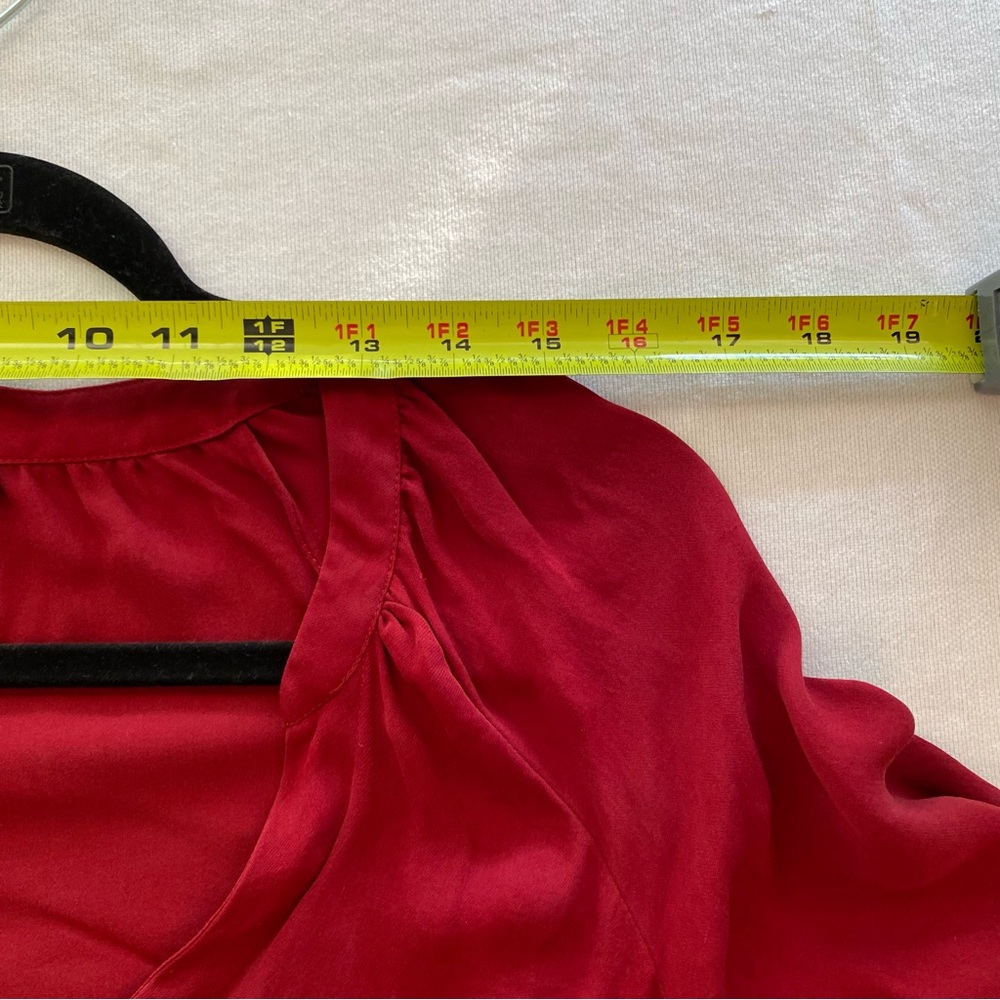 Joie Silk Long-Sleeve Blouse Size S Deep Red V-Neck Elegant Feminine Timeless - Picture 9 of 10
